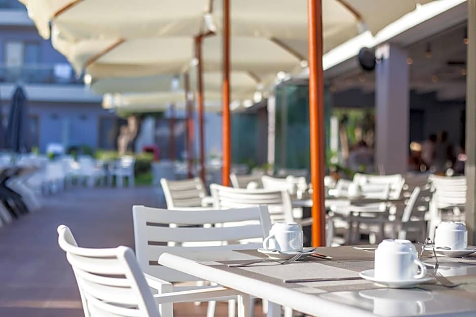 Sunny Days Hotel