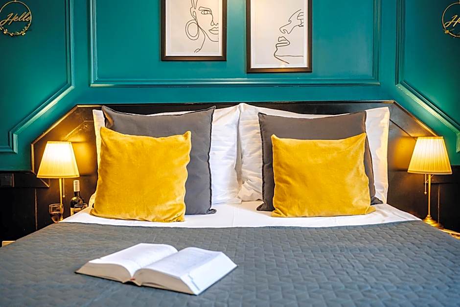 Hotel Praga 1885 by Wagnerstays