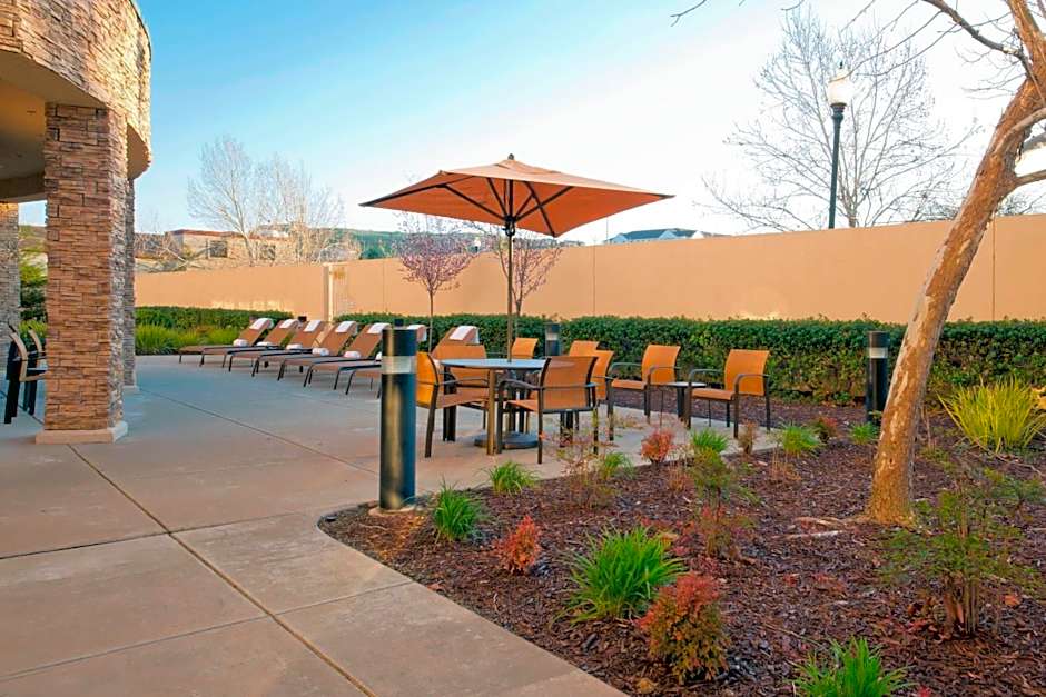 Courtyard by Marriott Sacramento Folsom