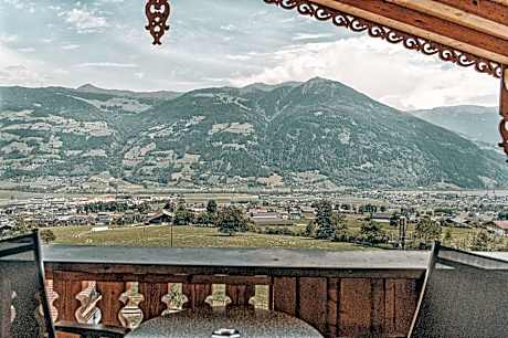 Studio Apartment with Kitchenette