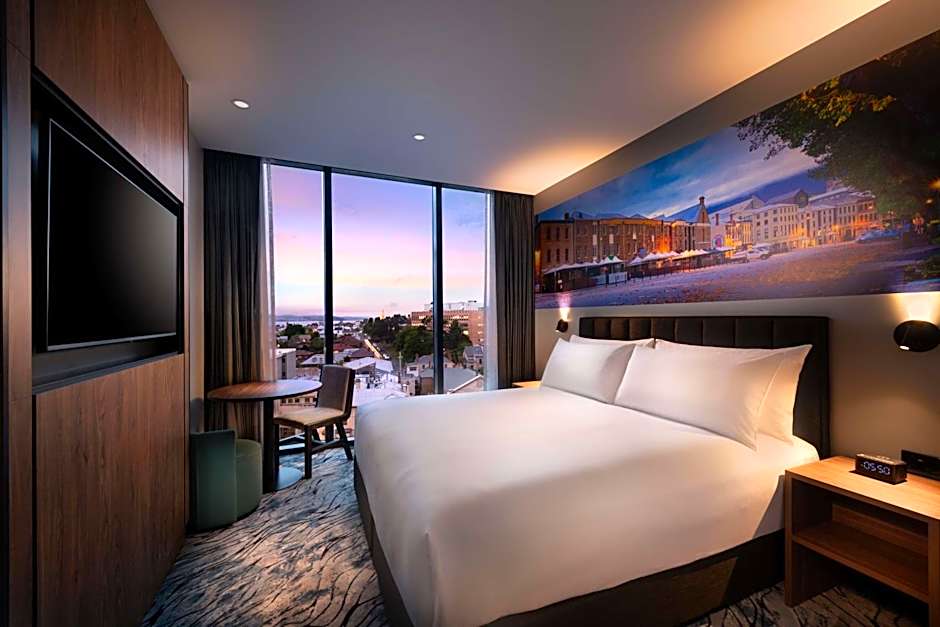 DoubleTree by Hilton Hobart