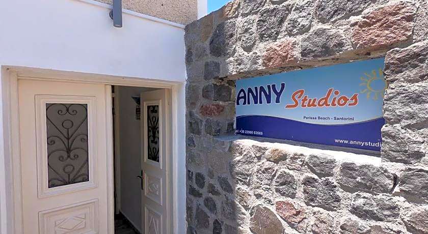 Anny Studios Perissa Beach