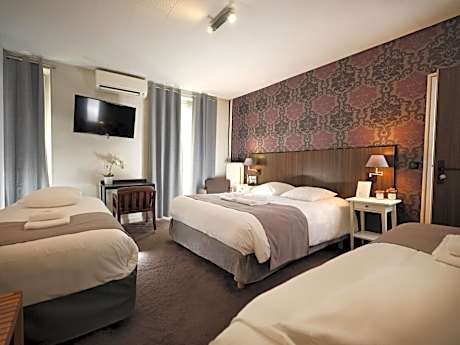 Standard Family Room