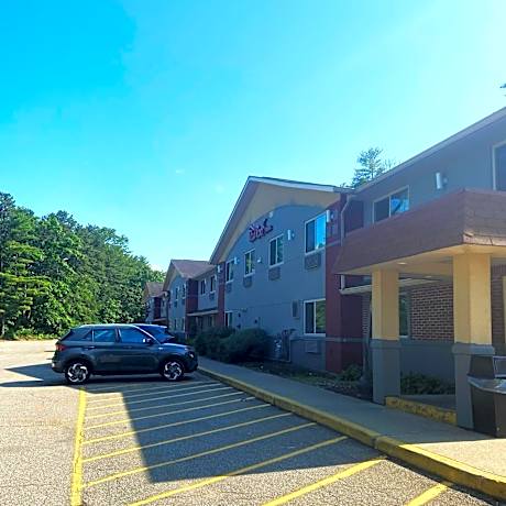 Red Roof Inn Queensbury