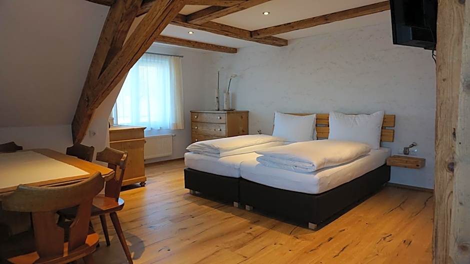 Waldrast Bed & Breakfast