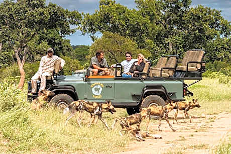 Kambaku Safari Lodge