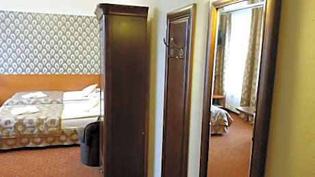 Double or Twin Room - Disability Access