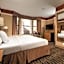 The Hotel @ Fifth Avenue