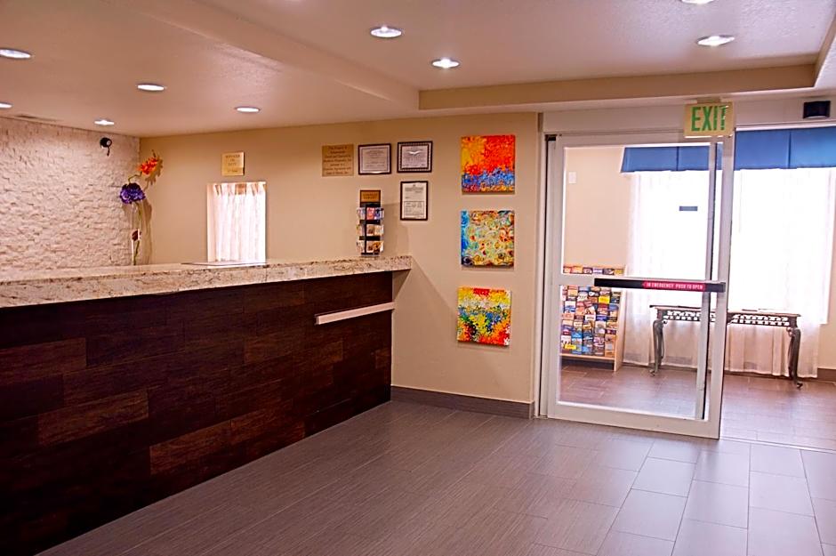 Super 8 by Wyndham Irving/DFW Apt/North