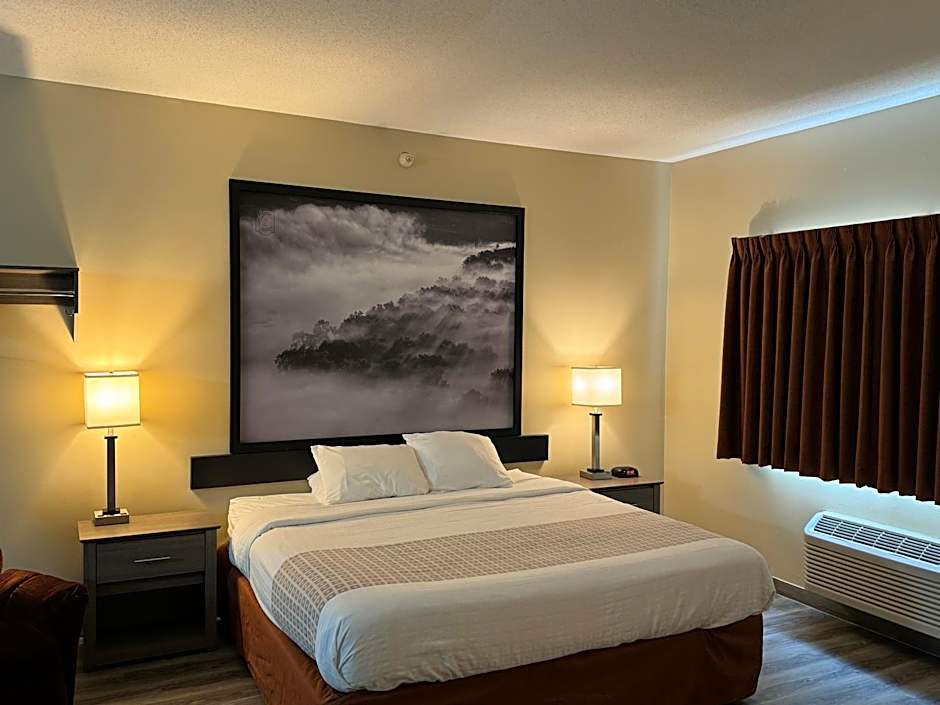 Super 8 by Wyndham Mason City