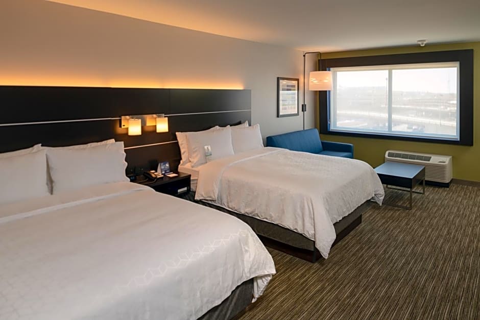 Holiday Inn Express and Suites Tulsa Downtown - Arts District