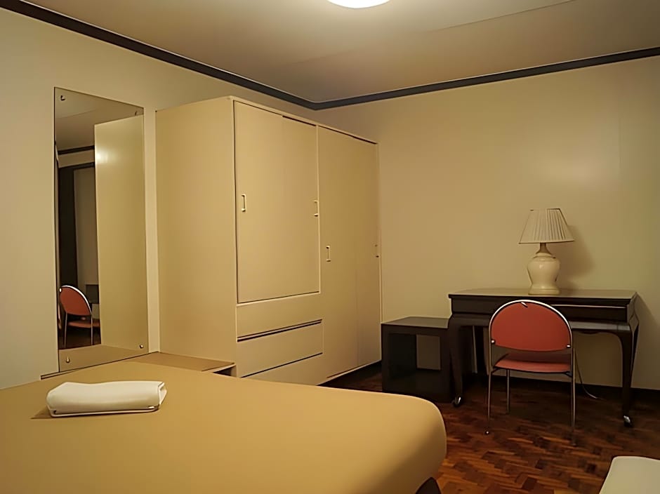 El Rico Suite Makati by RedDoorz