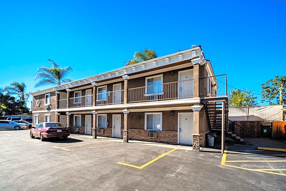 Regency Inn & Suites Downey