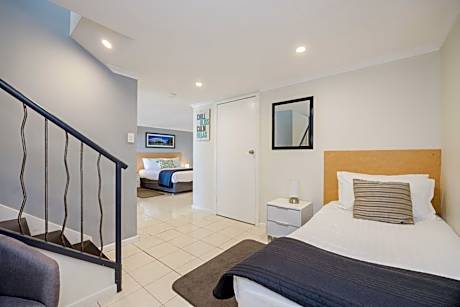 Three-Bedroom House - House on Frederick