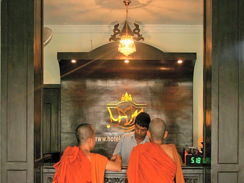 Hotel Ananda Inn