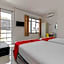 RedDoorz @ Tara Homestay Palembang