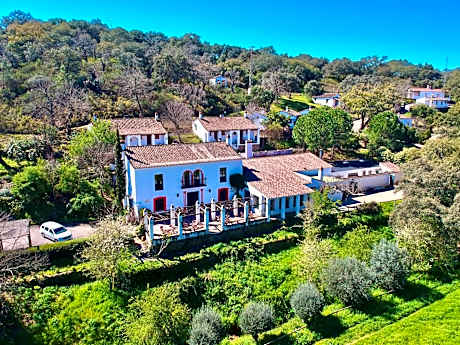 Finca Valbono Apartamentos Rurales y Hotel