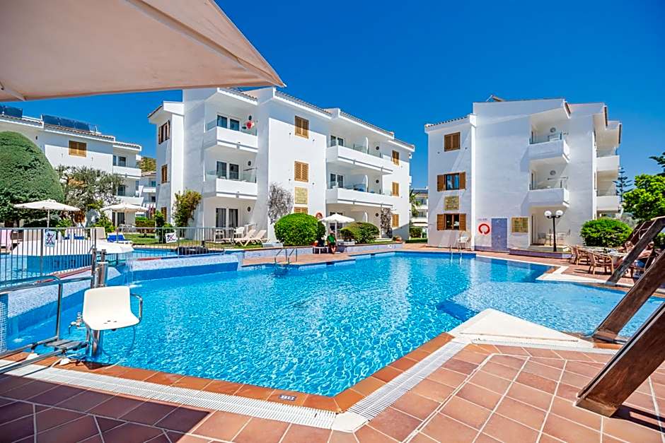 Aparthotel Flora
