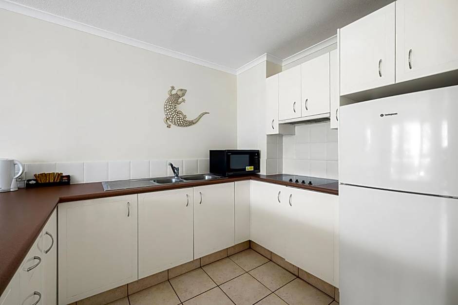 South Pacific Plaza Resort