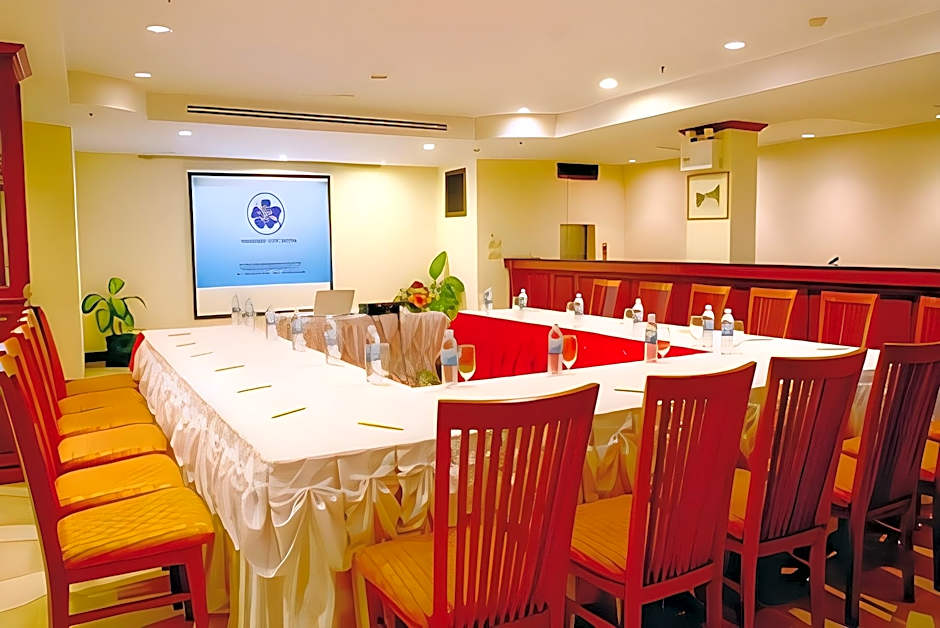 Thipurai City Hotel