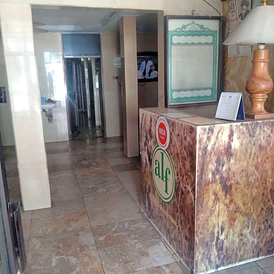 Hotel Alifah 1 by ZUZU