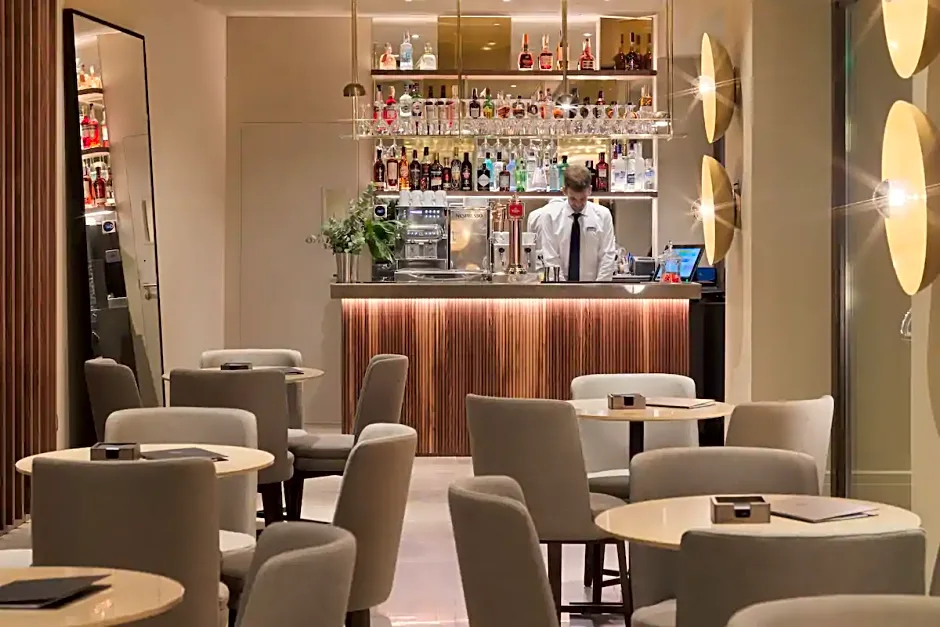 H10 Palacio Colomera