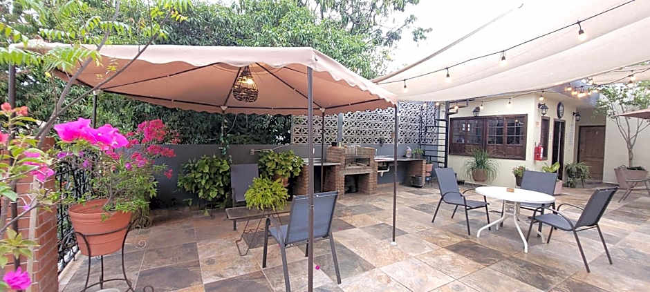 Doña Adelina House