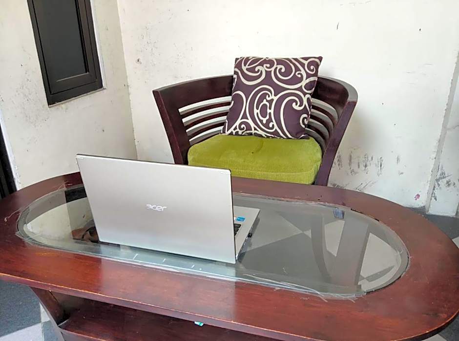 Hotel O Sawang Sana Motel Syariah Near SMAN 1 Sangkapura