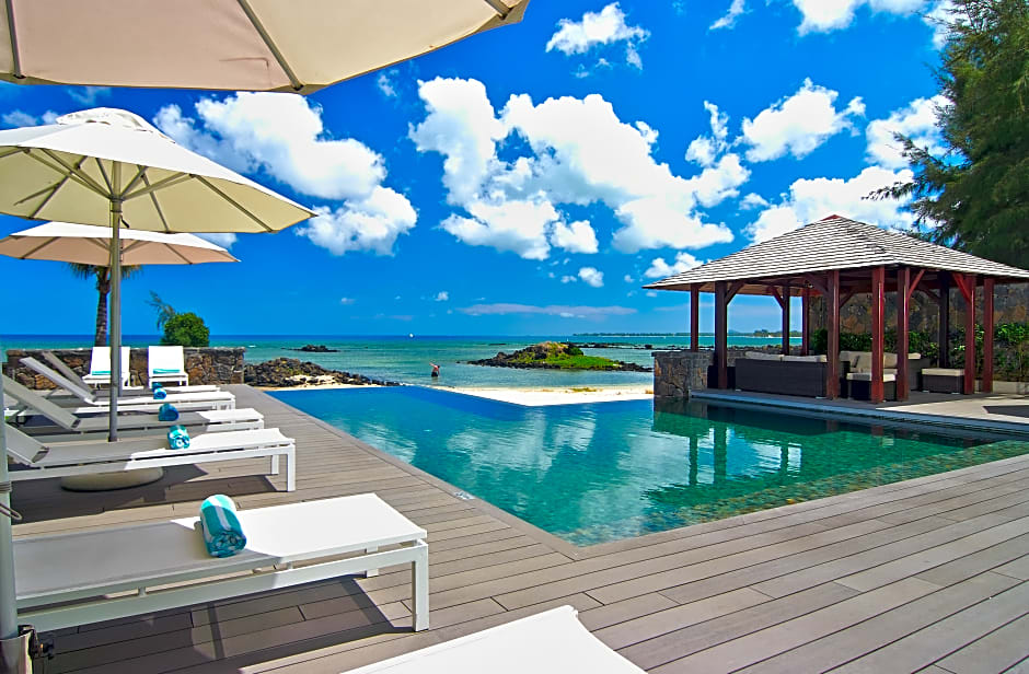 Bon Azur Beachfront Suites & Penthouses by LOV