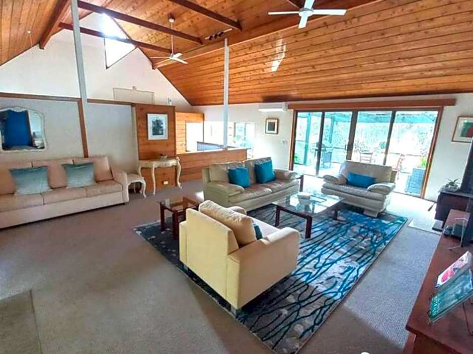 Lake Russell Retreat