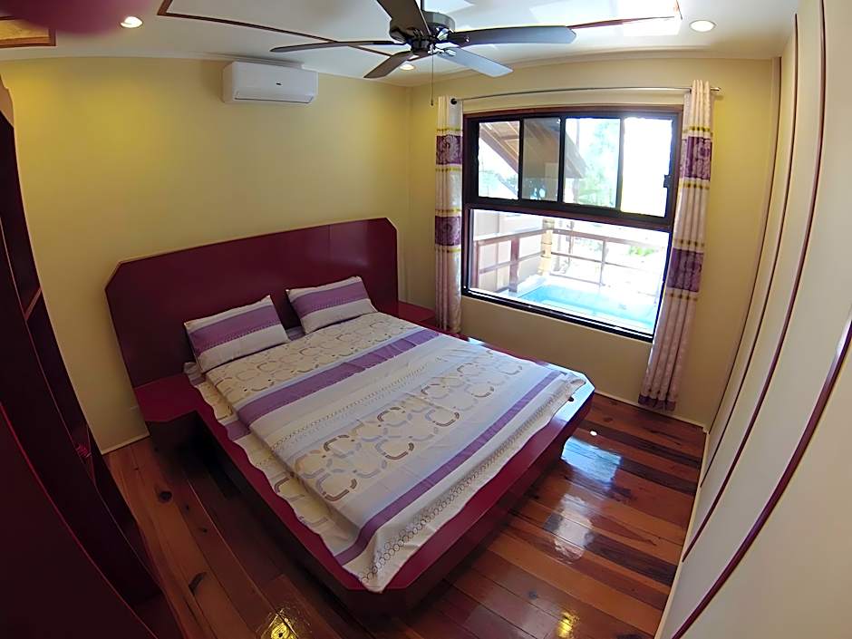 Sunset Bay Beach Villas