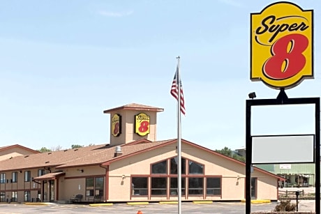 Super 8 by Wyndham Chadron NE