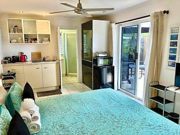 South Pacific Bed & Breakfast