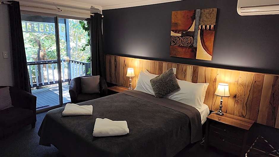 Adamsons Riverside Accommodation
