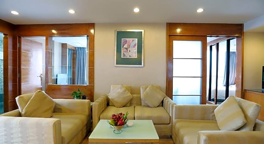 Yihe Hotel Ouzhuang