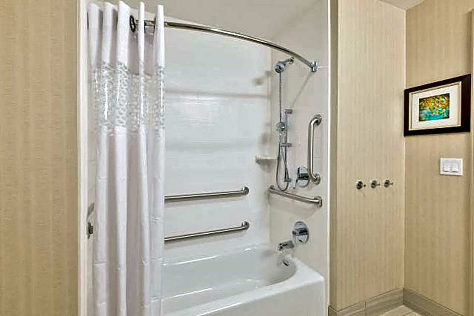 Hampton Inn By Hilton & Suites Bend