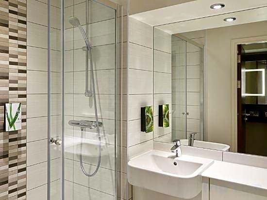 Premier Inn Swansea Waterfront