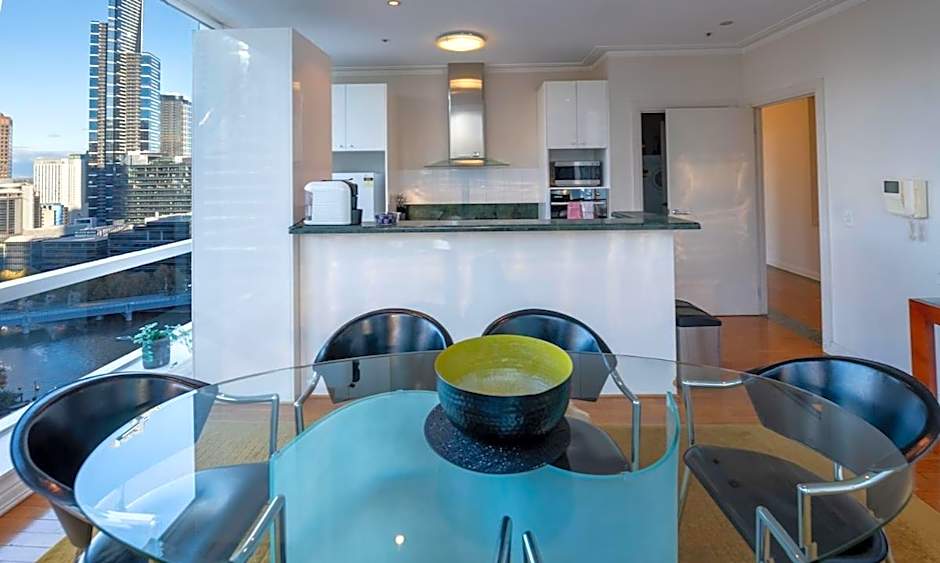 Penthouse 3 bdrm amazing views opposite casino