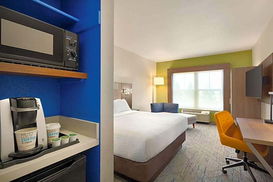 Holiday Inn Express- West Sacramento By IHG