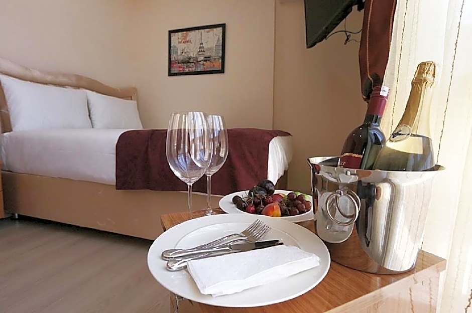 Maxwell Hotel