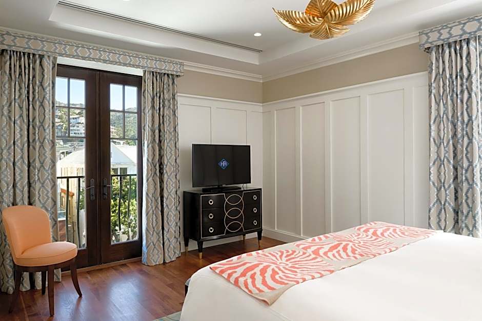 Photo 1 of 8 of Suite