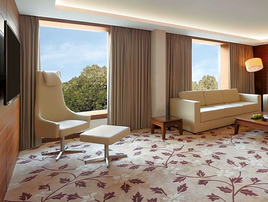 Hilton Bangalore Embassy Golflinks