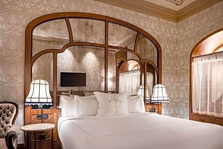 Standard, Guest room, 1 Queen, City view