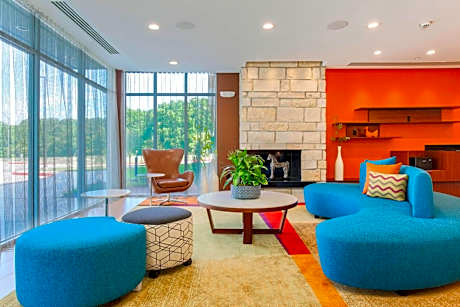 Fairfield Inn & Suites by Marriott Decatur at Decatur Conference Center