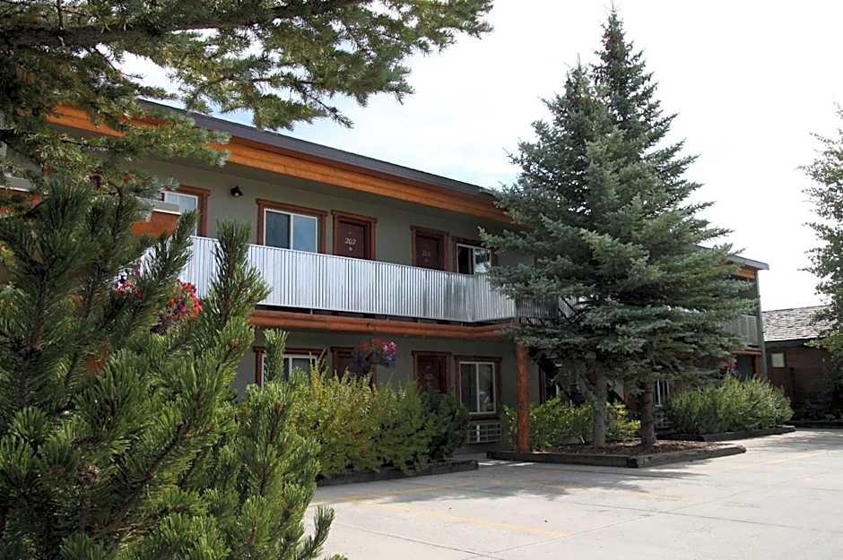 Moose Creek Inn
