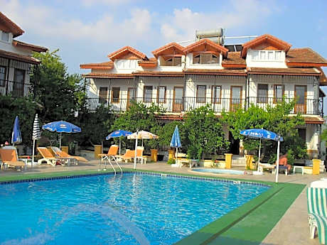 Villa Ozalp Apartments