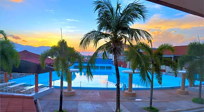 Whiterock Beach Hotel and Waterpark