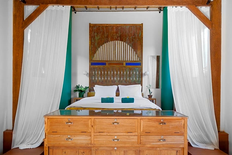 Villa Bumi - Playful & Quirky 3BR Villa Near Seminyak, a Unique Getaway