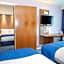Holiday Inn Express London Heathrow T5 By IHG