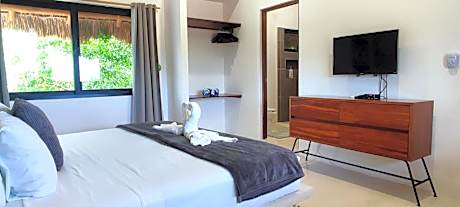 Two-Bedroom Deluxe Apartment with Ocean View